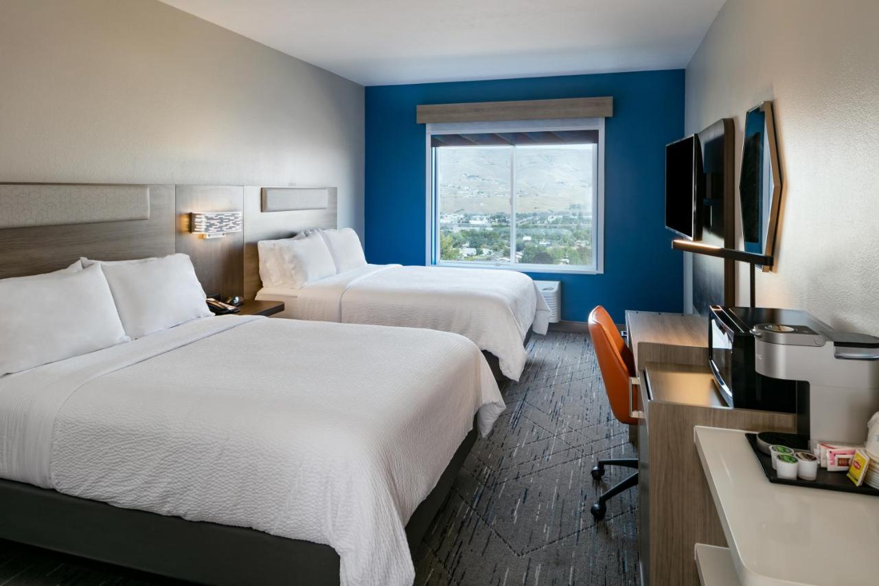 Queen Room with Two Queen Beds - Non-Smoking at Holiday Inn Express Lewiston by IHG