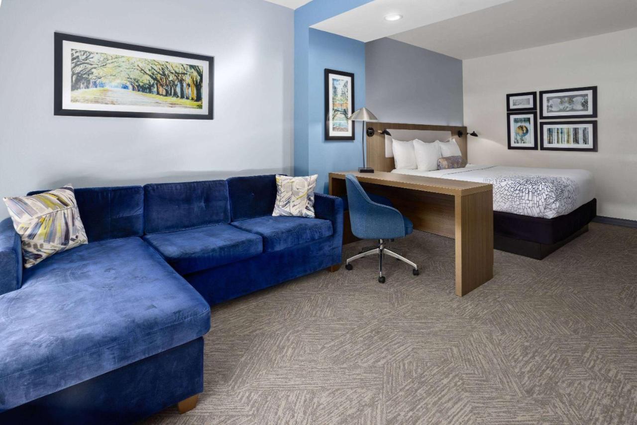 Deluxe King Studio Suite - Non-Smoking at La Quinta Inn & Suites by Wyndham Locust Grove