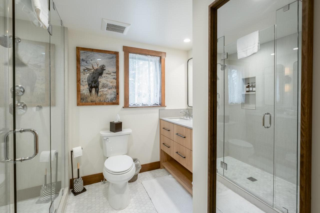 | Bentwood Inn