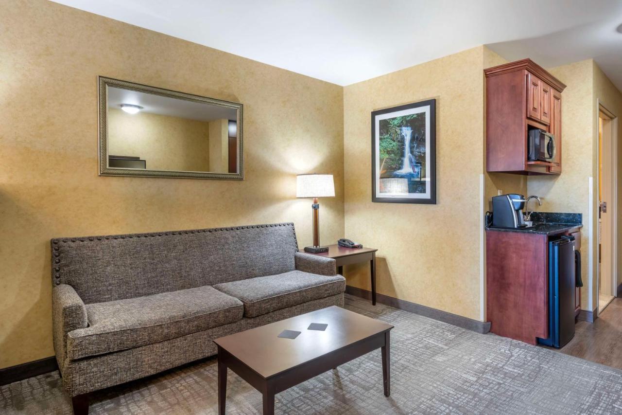 | Best Western Plus Ponderay Mountain Lodge Sandpoint