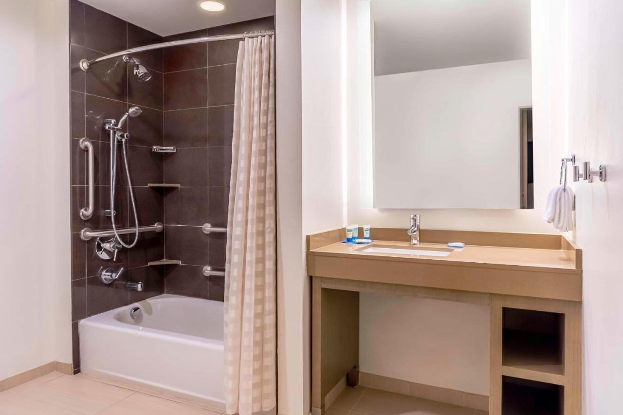 Queen Studio - Disability Access at Hyatt House Salt Lake City Downtown