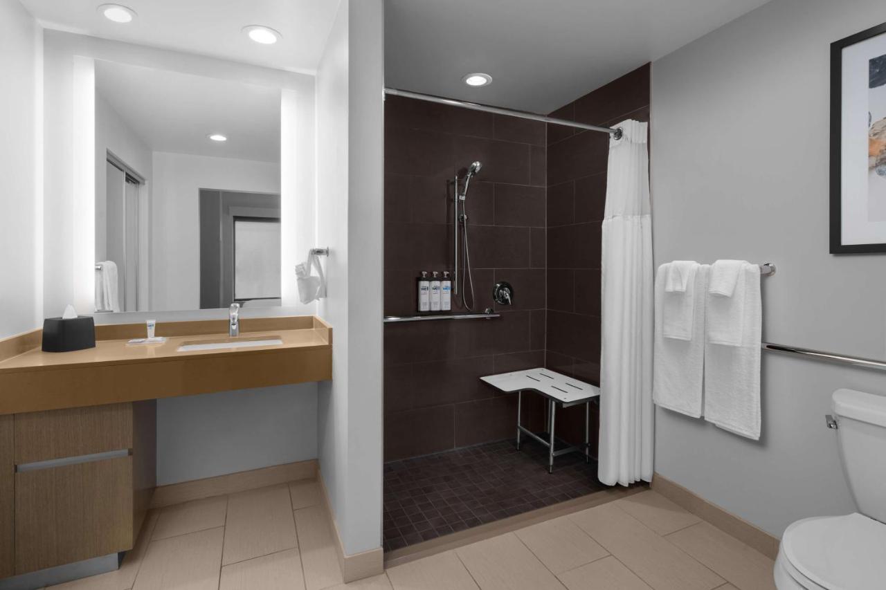 King Room - Disability Access at Hyatt House Raleigh North Hills