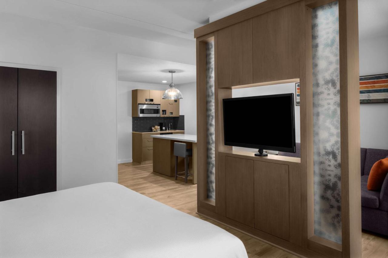 King Room - Disability Access at Hyatt House Raleigh North Hills