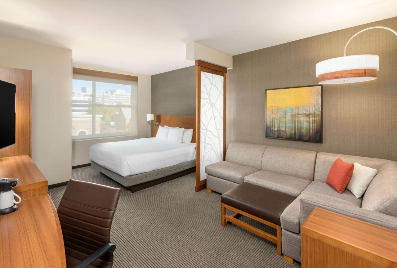 King Room with Sofa Bed at Hyatt Place Greenville Downtown