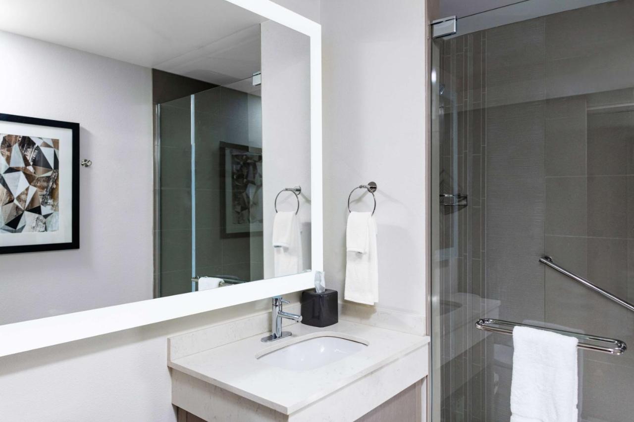 King Room - Disability Access at Hyatt House Nashville Downtown/Convention Center
