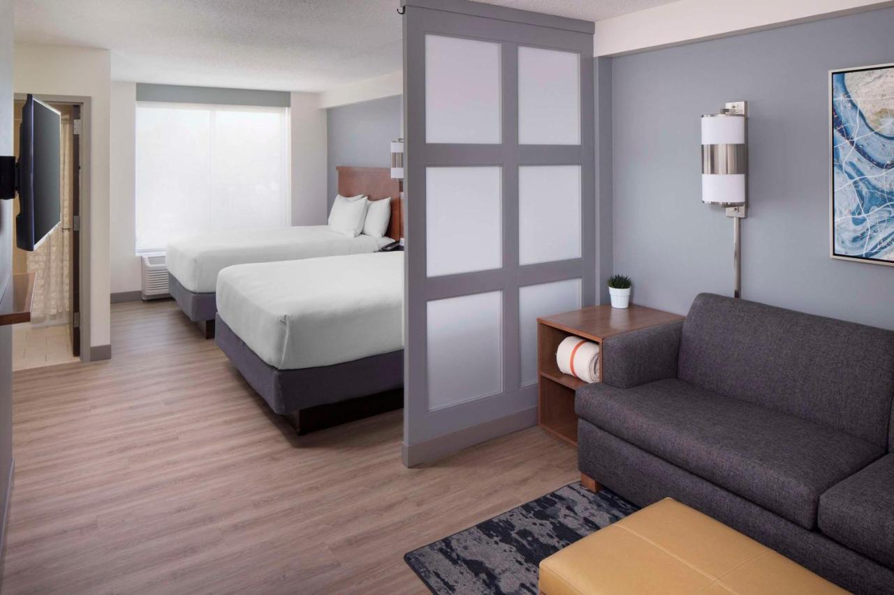 | Hyatt Place Long Island East End