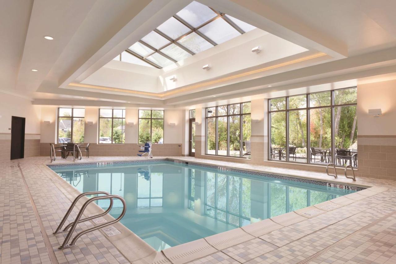 | Hyatt Place Buffalo / Amherst, NY