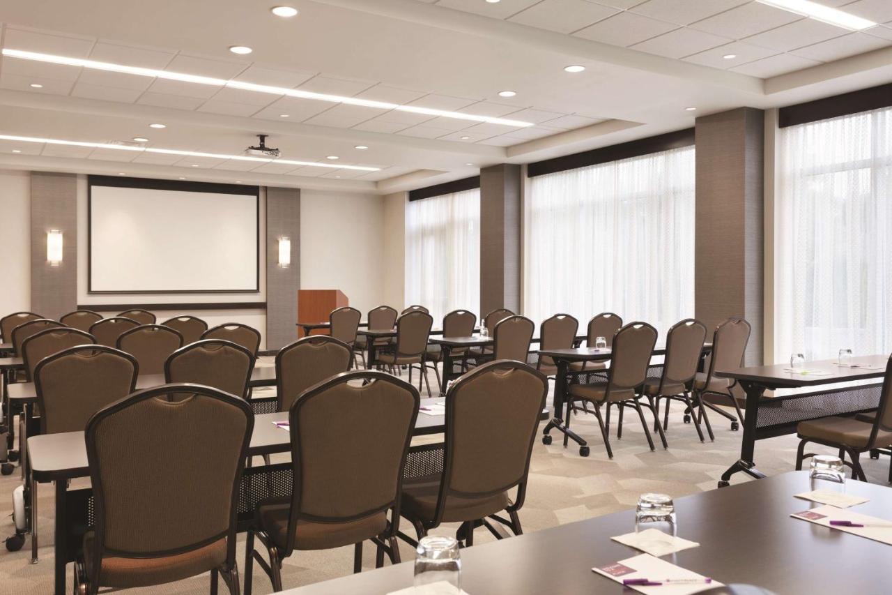 | Hyatt Place Buffalo / Amherst, NY