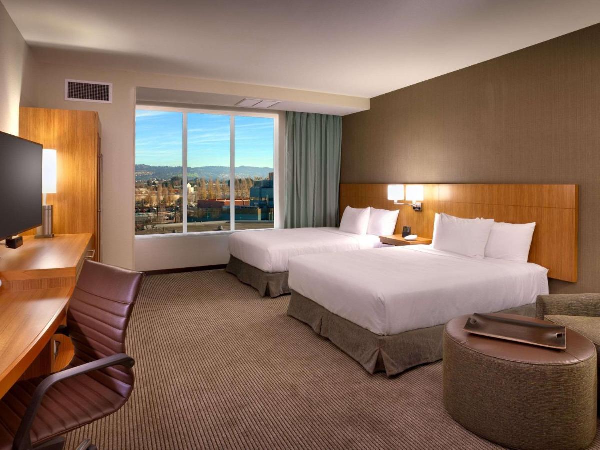 Quadruple Room - Disability Access at Hyatt Place Emeryville/San Francisco Bay Area