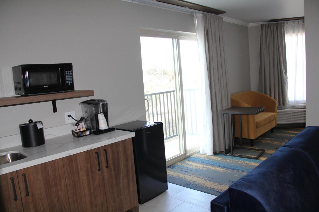 King Studio Suite - Non-Smoking at La Quinta Inn & Suites by Wyndham Yakima Downtown