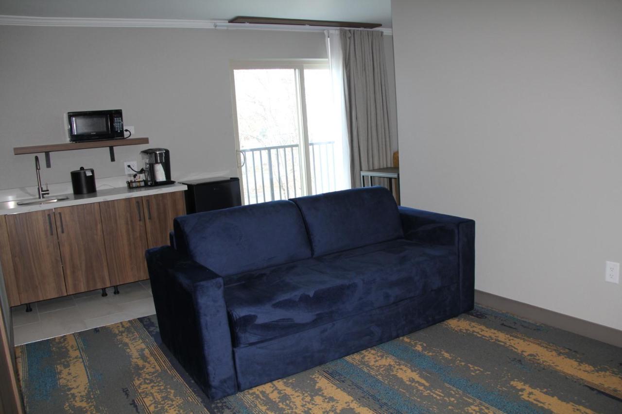 King Studio Suite - Non-Smoking at La Quinta Inn & Suites by Wyndham Yakima Downtown