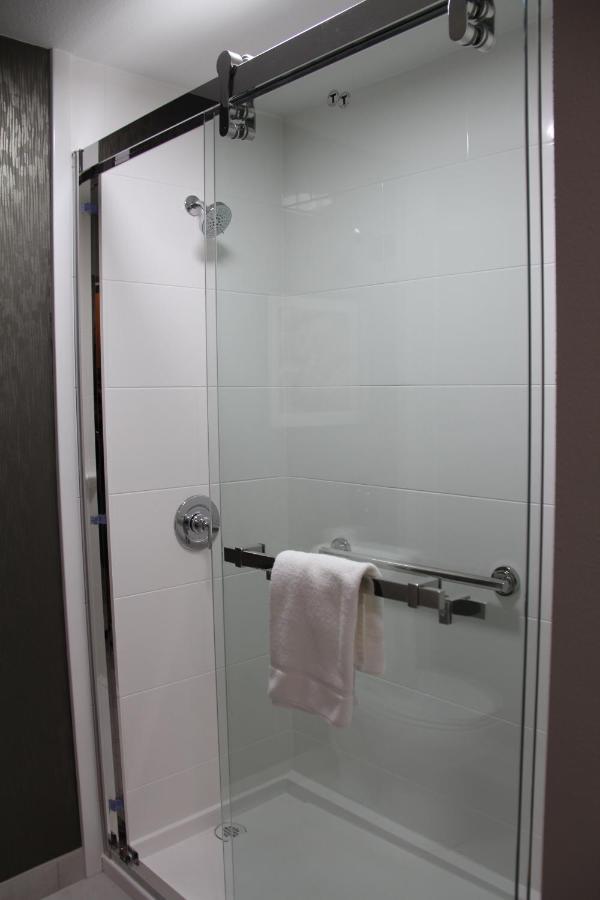 Deluxe King Room - Non-Smoking at La Quinta Inn & Suites by Wyndham Yakima Downtown