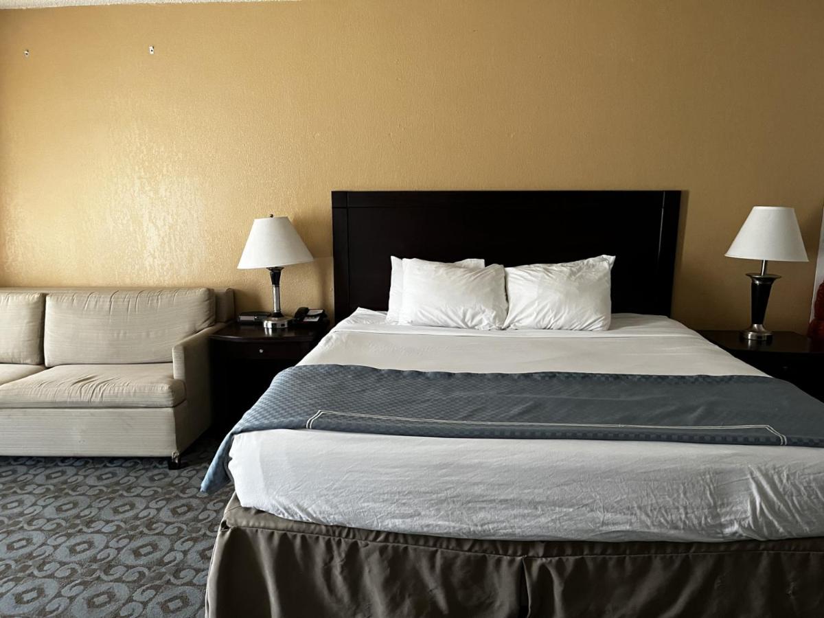  | Budget Inn Laramie
