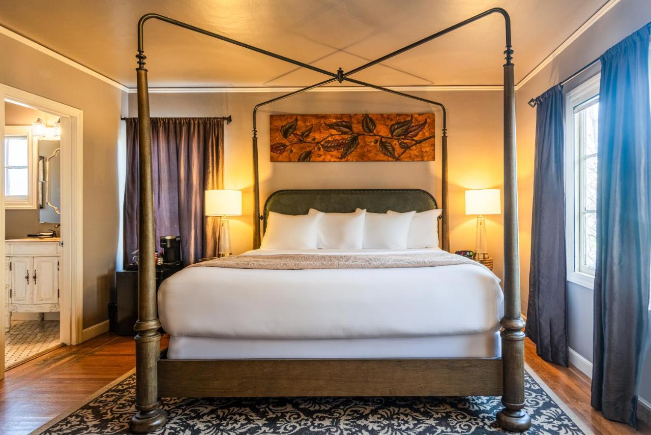 | Inn at Parkside
