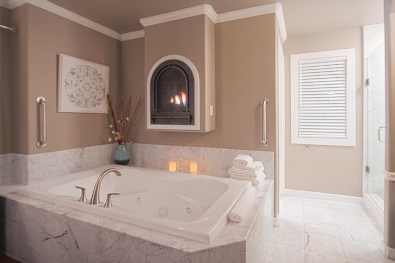| Inn at Parkside
