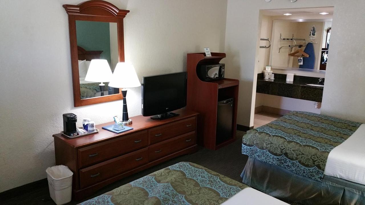 Deluxe Double Room with Two Double Beds - Non-Smoking at Baymont by Wyndham Sarasota