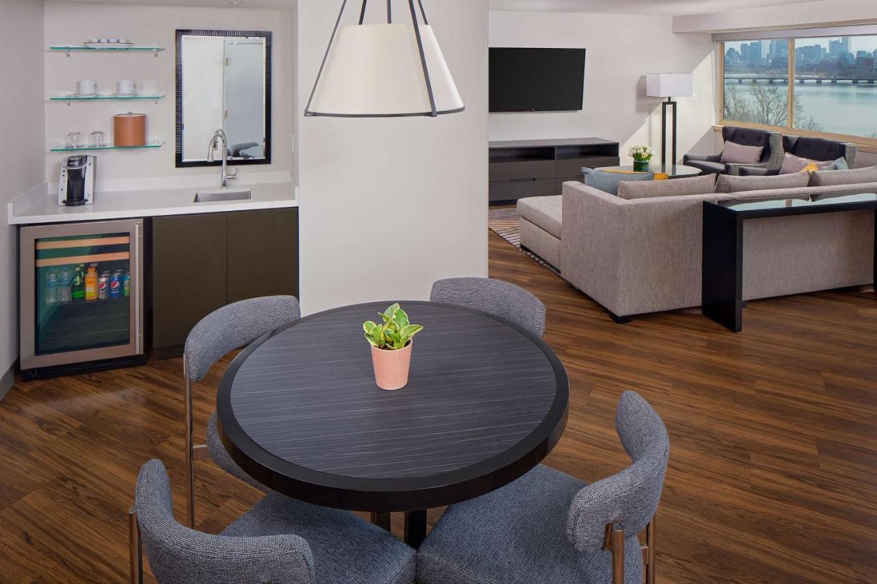 One-Bedroom Suite at Hyatt Regency Boston/Cambridge