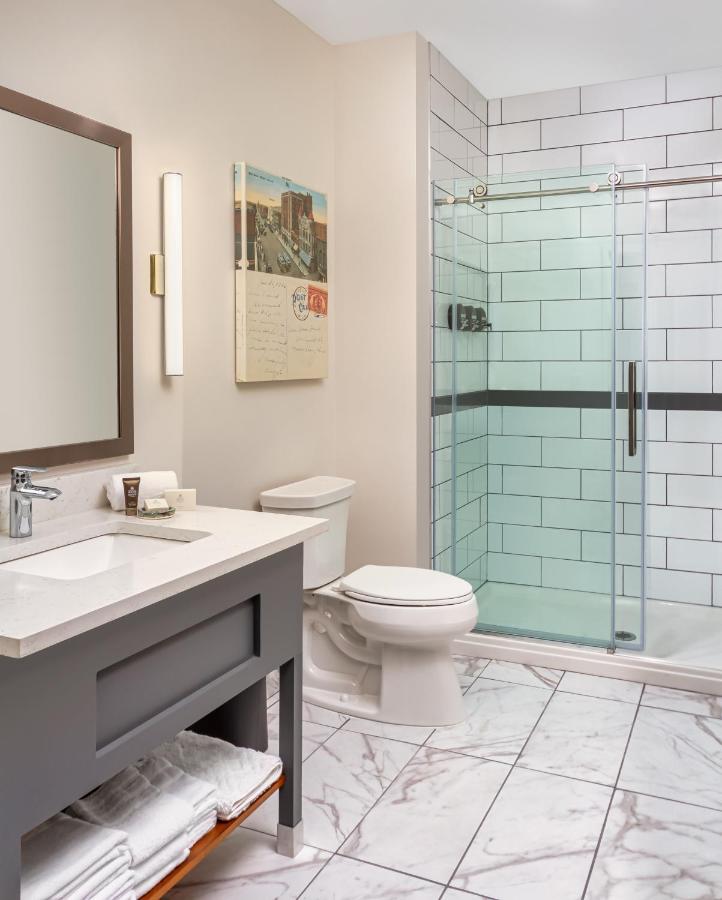 King Room - Hearing Accessible at Hotel Elkhart, Tapestry Collection by Hilton