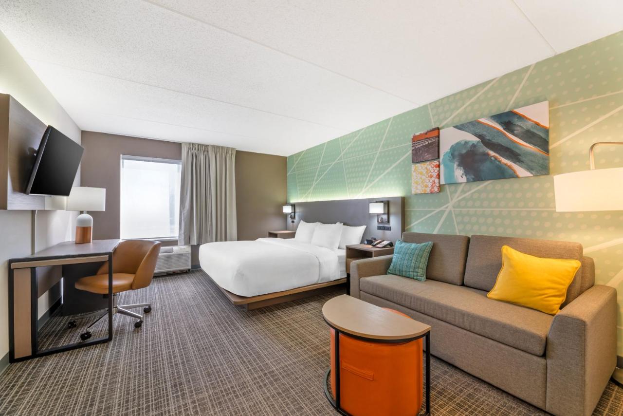 King Room - Disability Access at Magnuson Grand Hotel Madison
