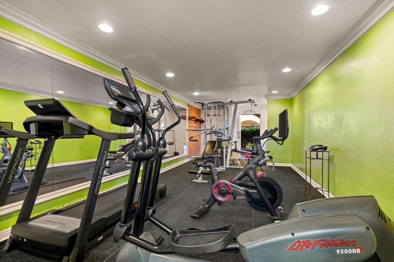  | Best Western Moreno Hotel & Suites