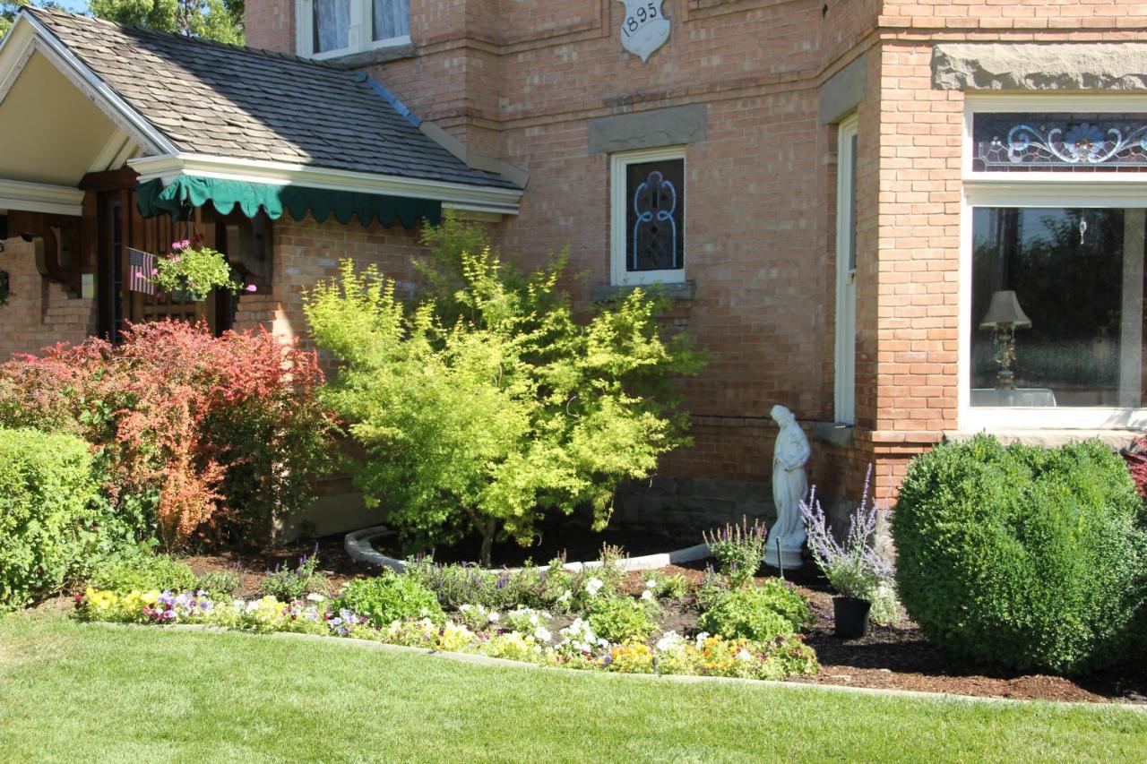 | Hines Mansion