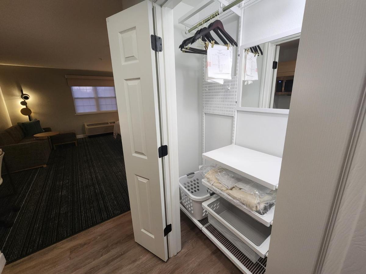 Deluxe Queen Studio with Sofa Bed at Towneplace Suites by Marriott Killeen