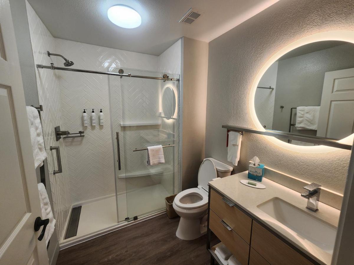 One-Bedroom Queen Suite with Sofa Bed at Towneplace Suites by Marriott Killeen