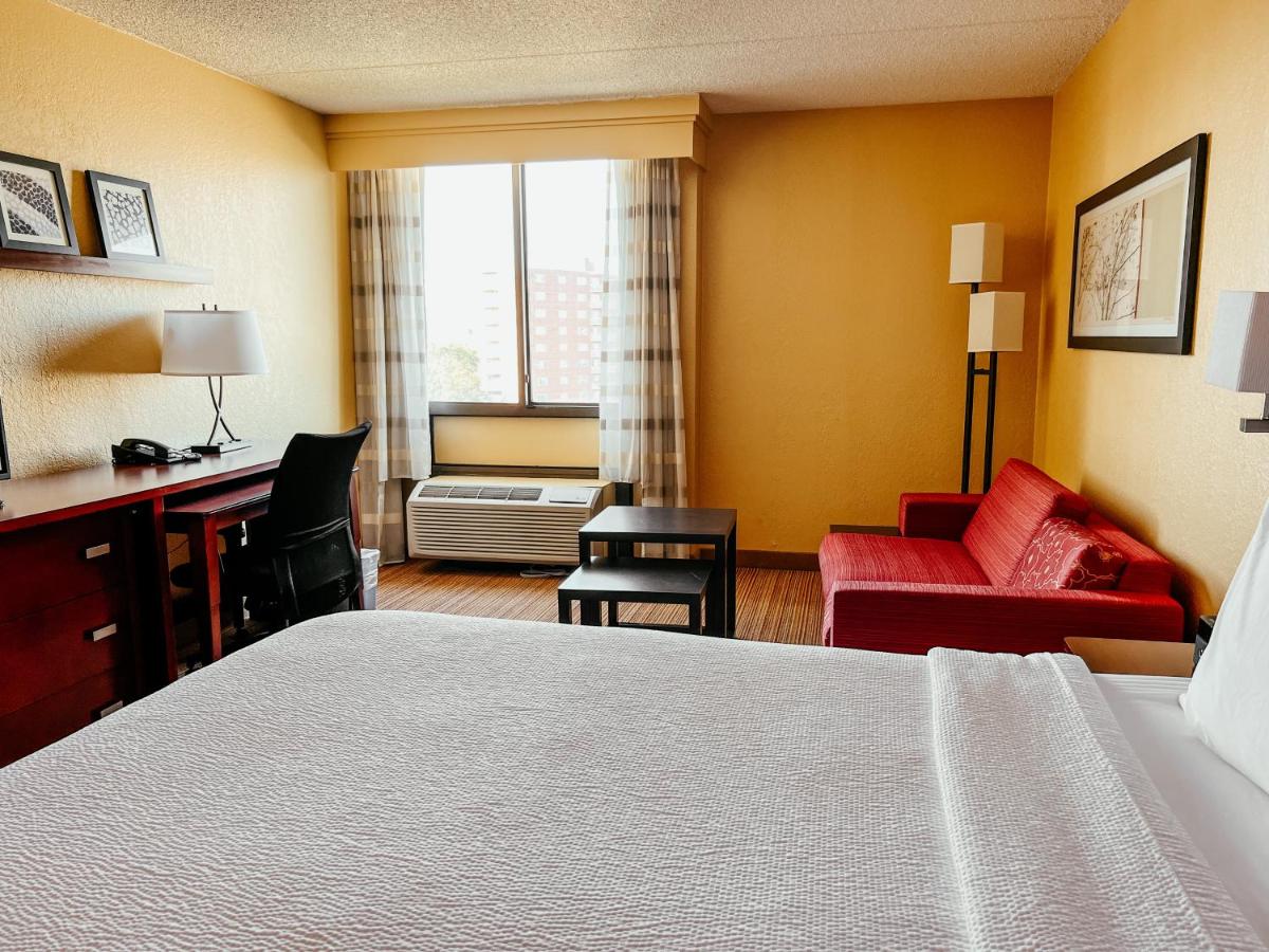King Room at Hotel Pentagon South