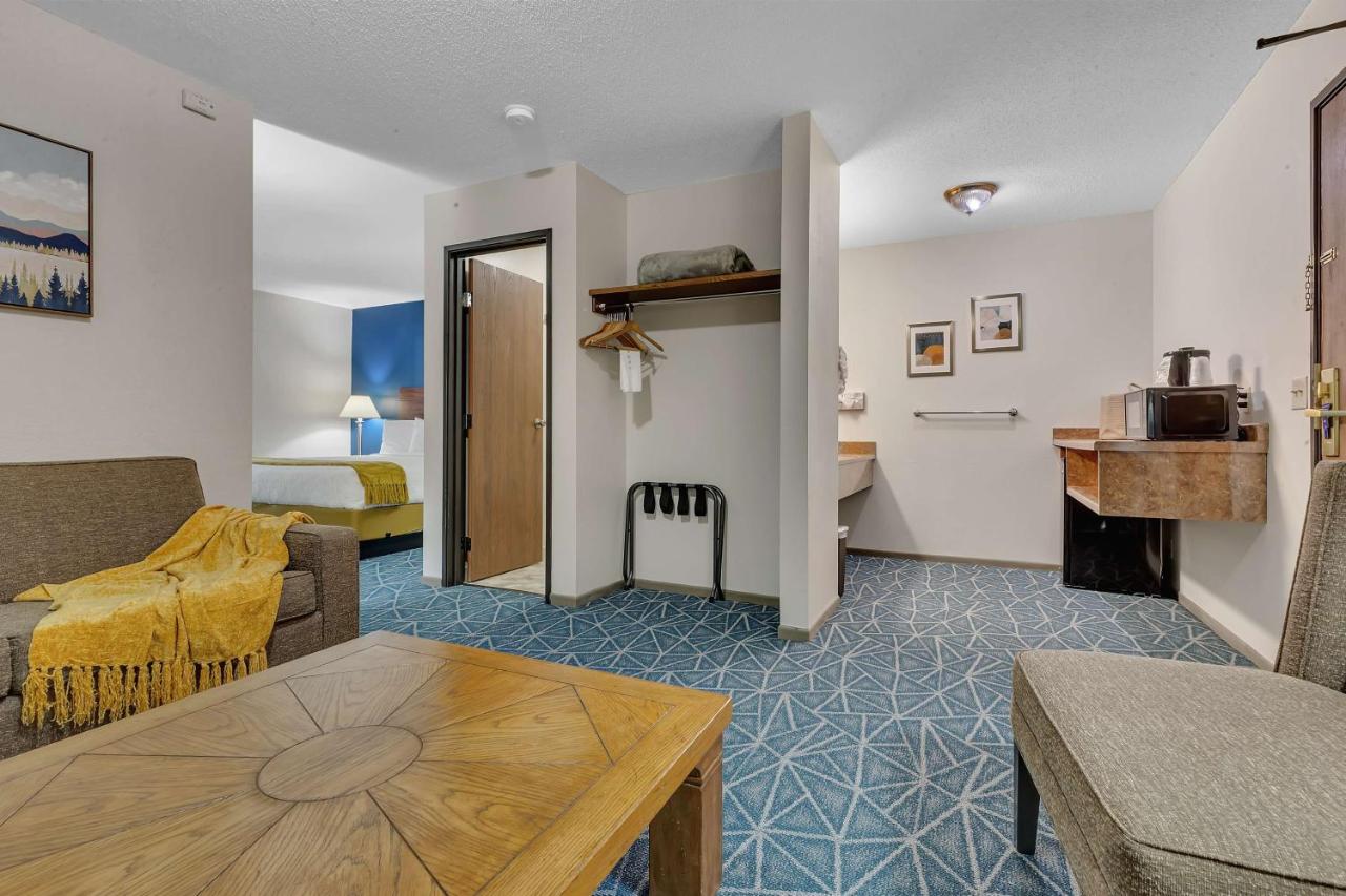  | SureStay Hotel by Best Western Spicer