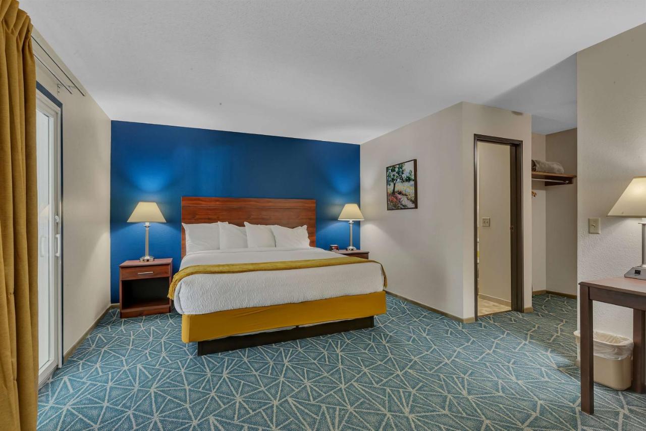  | SureStay Hotel by Best Western Spicer