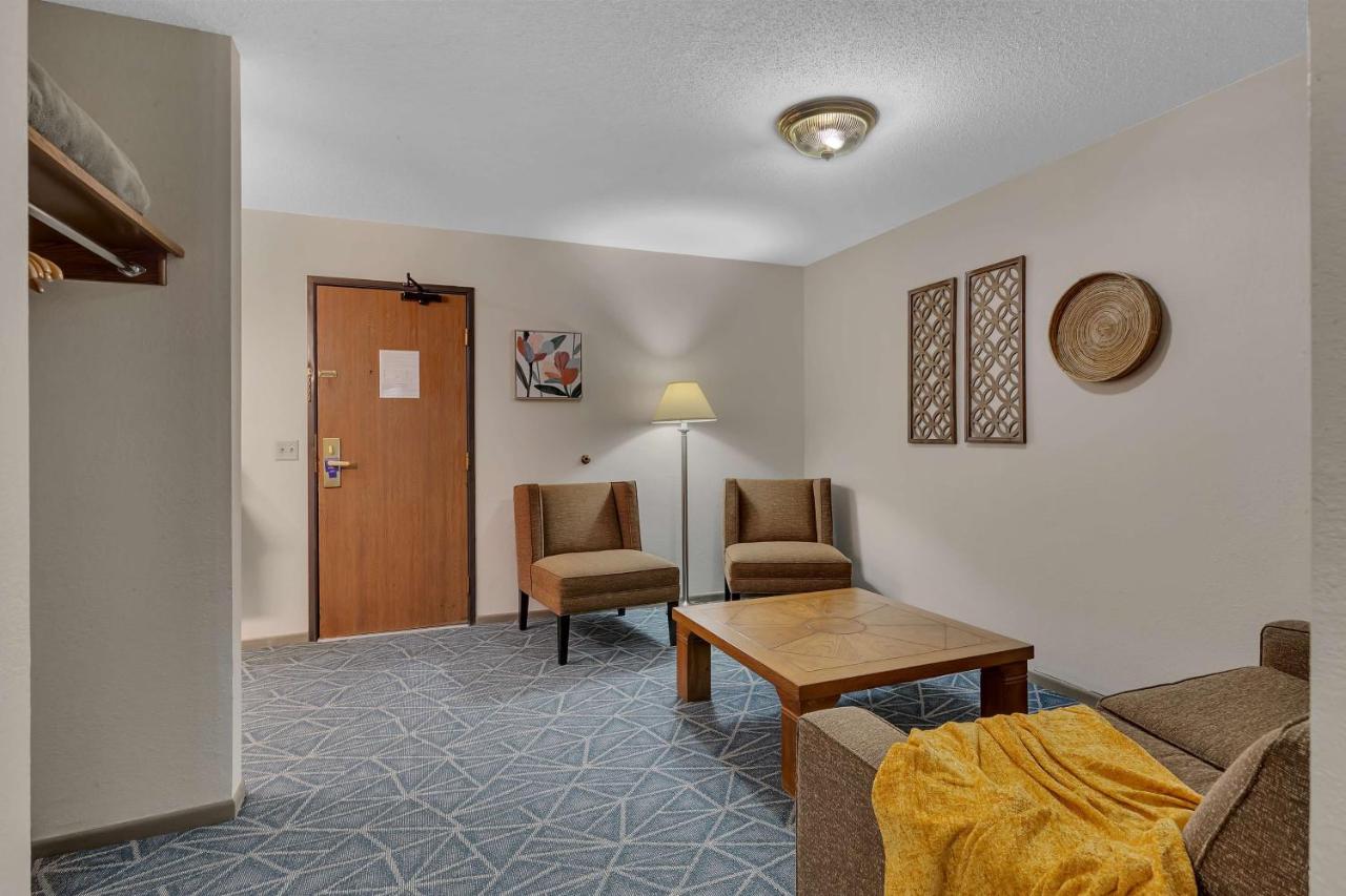  | SureStay Hotel by Best Western Spicer
