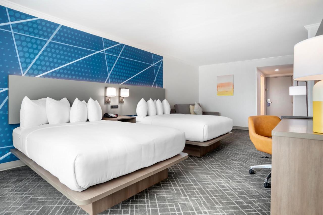 Standard Queen Room with Two Queen Beds - Non Smoking  at Comfort Inn & Suites New Orleans Airport North