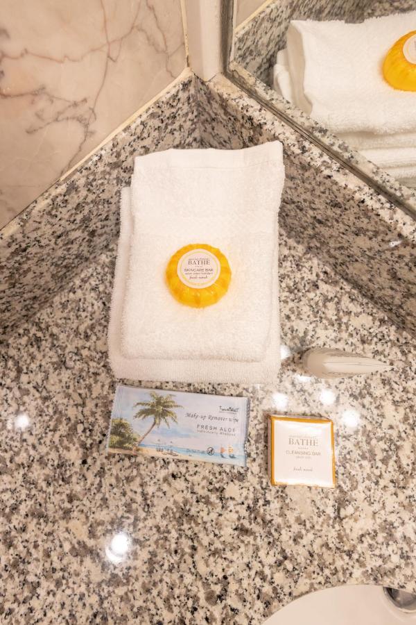 | Ocean Inn & Suites