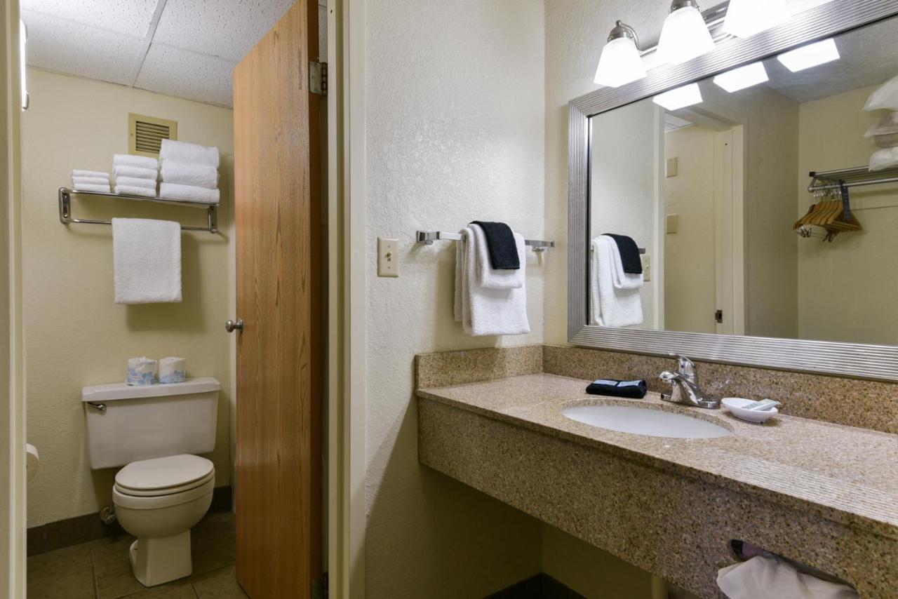  | Best Western Branson Inn and Conference Center