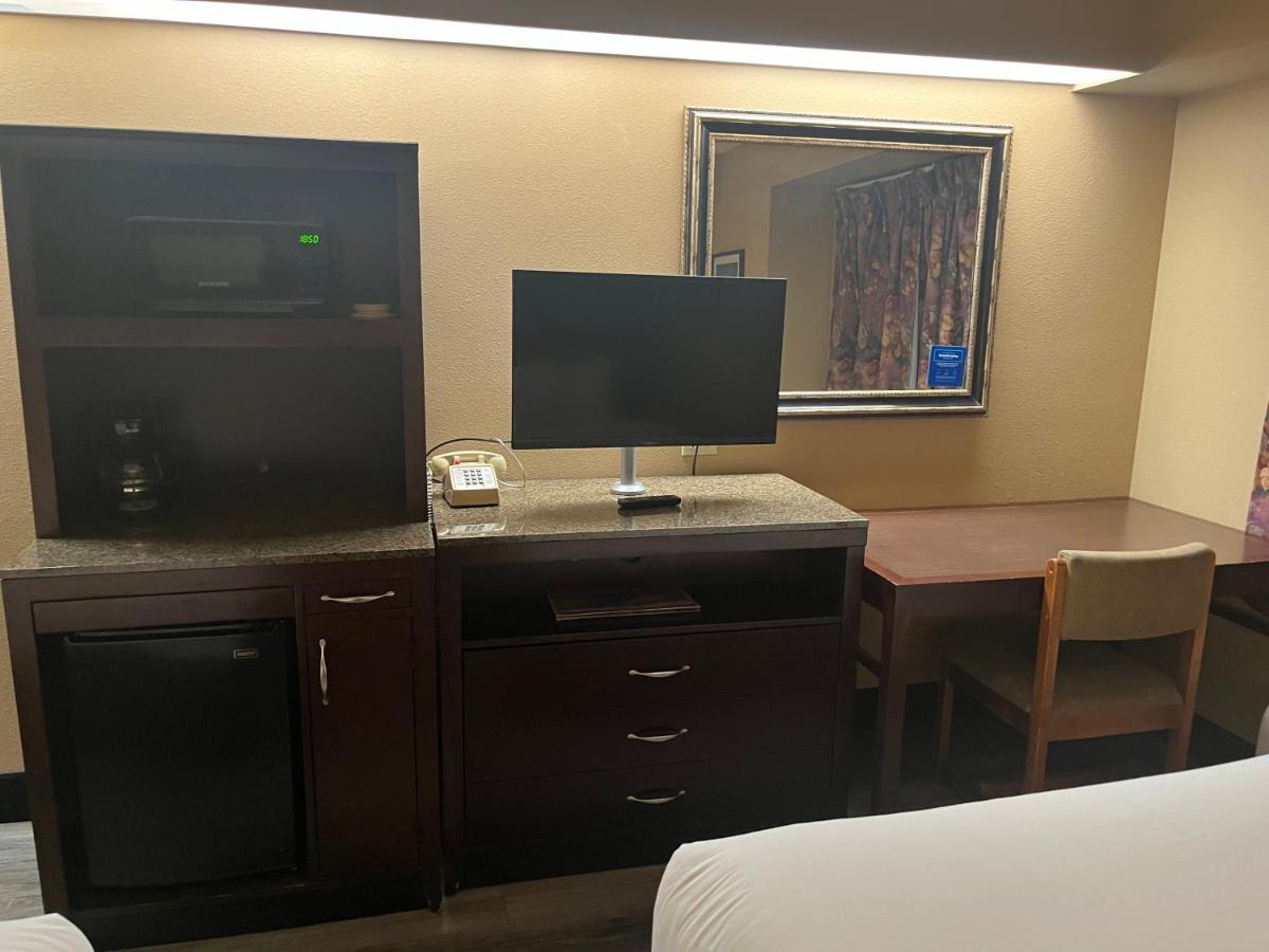 | Americas Best Value Inn Kalispell