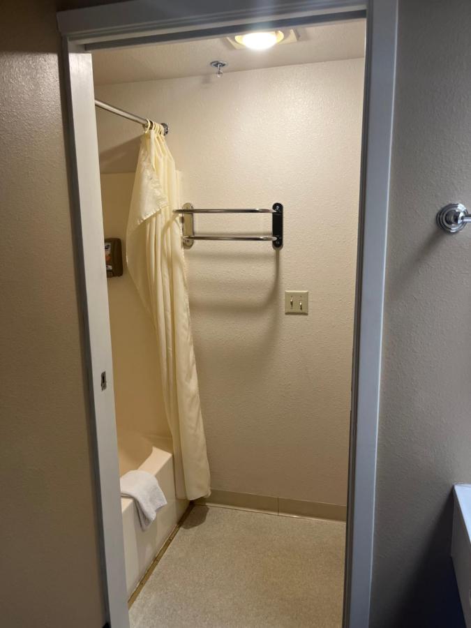 | Americas Best Value Inn Kalispell