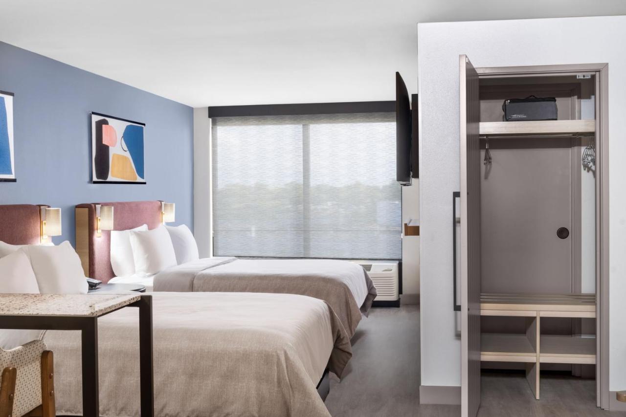 Executive Suite at Atwell Suites Austin Airport by IHG