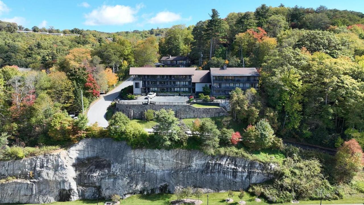 | Cliff Dwellers Inn
