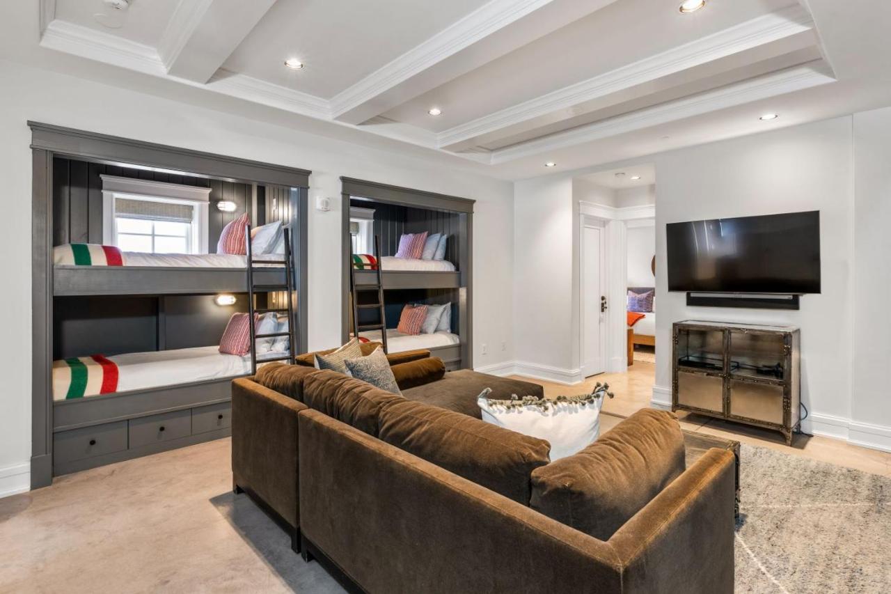 Three-Bedroom Apartment - Element 52 Riverhouse B at Element 52, Auberge Collection