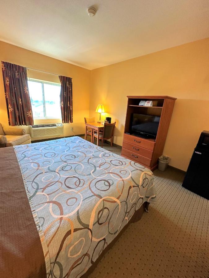 King Room - Non-Smoking at Super 8 by Wyndham Topeka at Forbes Landing