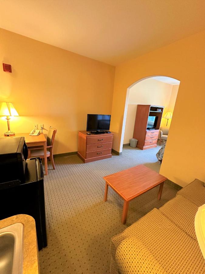 King Suite - Non-Smoking at Super 8 by Wyndham Topeka at Forbes Landing