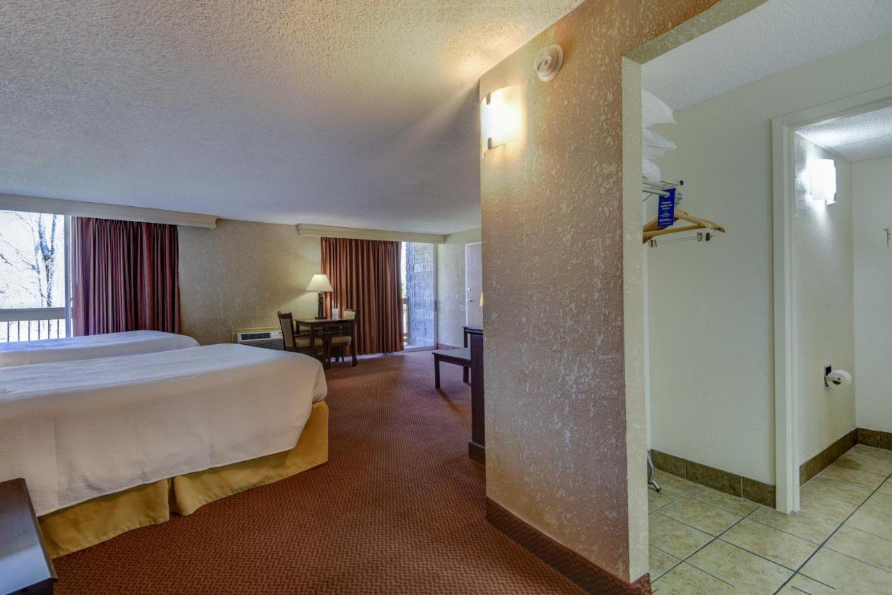 | Best Western Branson Inn and Conference Center