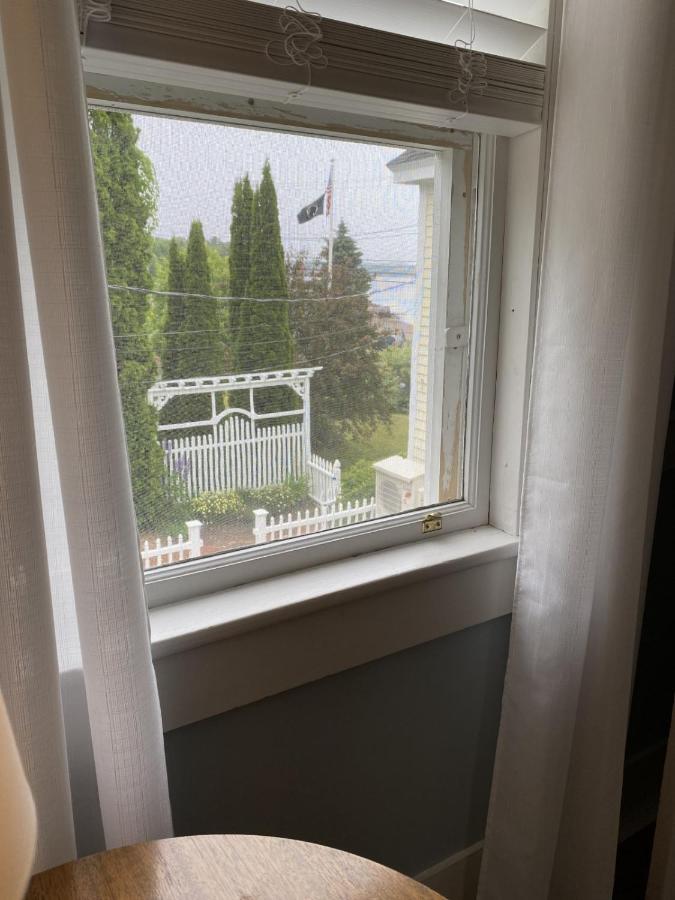 | Spouter Inn Bed & Breakfast