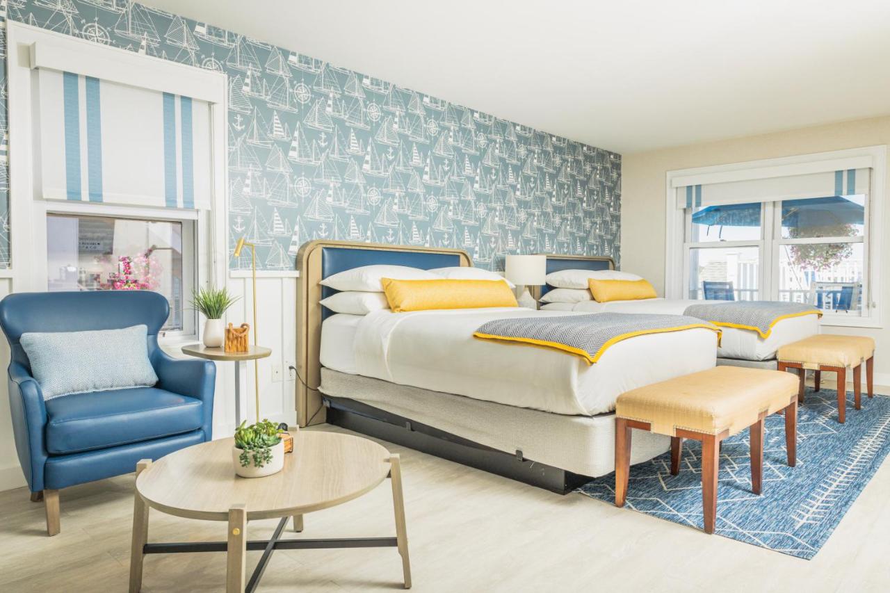 | Danfords Hotel & Marina