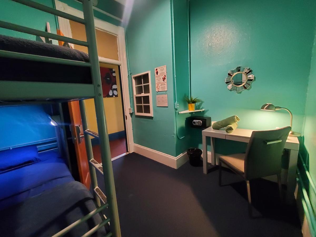 | Gaslamp Hostel