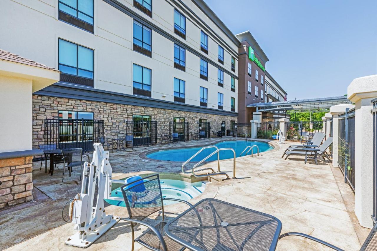 | Holiday Inn & Suites Stillwater-University West, an IHG Hotel