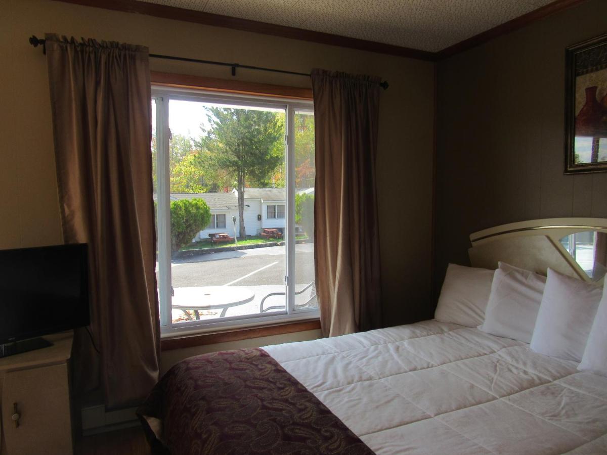  | The Villas on Lake George