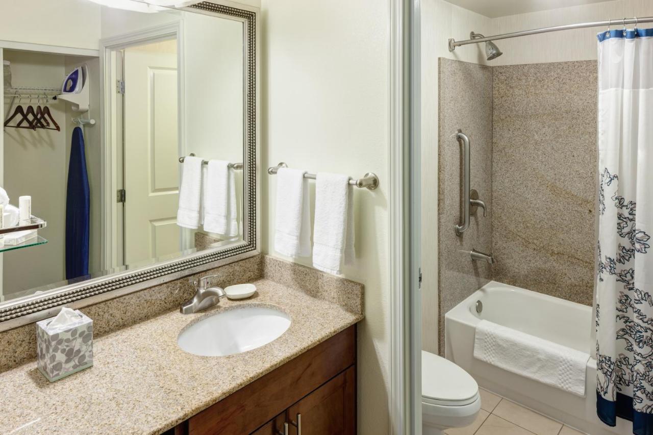  | Residence Inn by Marriott Chicago Lake Forest/Mettawa