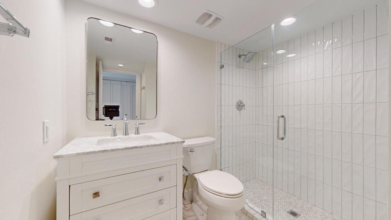  | 6 Hickory Cove