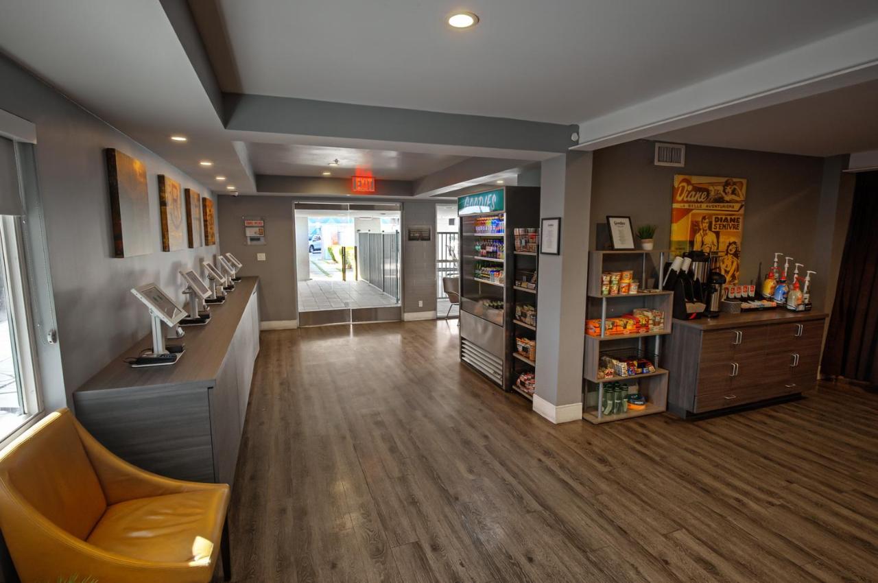 Oasis at Gold Spike - Adults Only